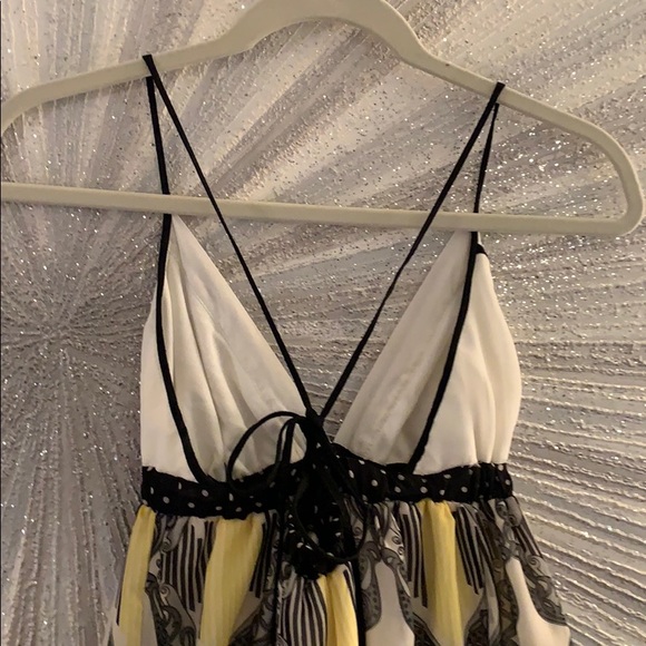 Dress - Picture 3 of 5